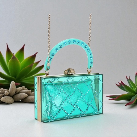 KURT GEIGER London Crystal Quilt Box Clutch Bag in Green NWT w/ Dust Bag - Picture 1 of 16